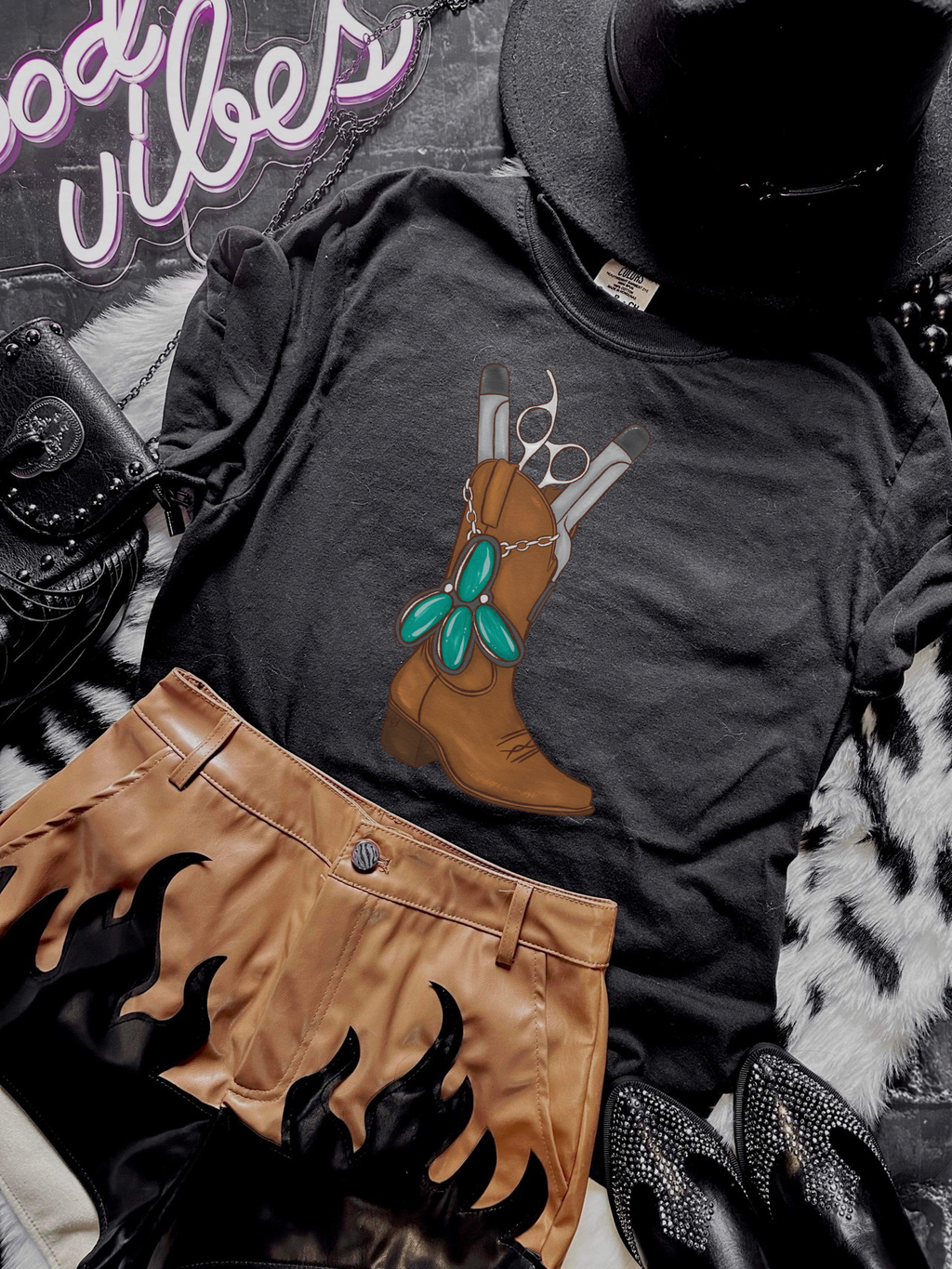 Hairstylist boots Tee