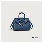 Retro Cowgirl Messenger Bag – Stylish and Chic Leather Handbag