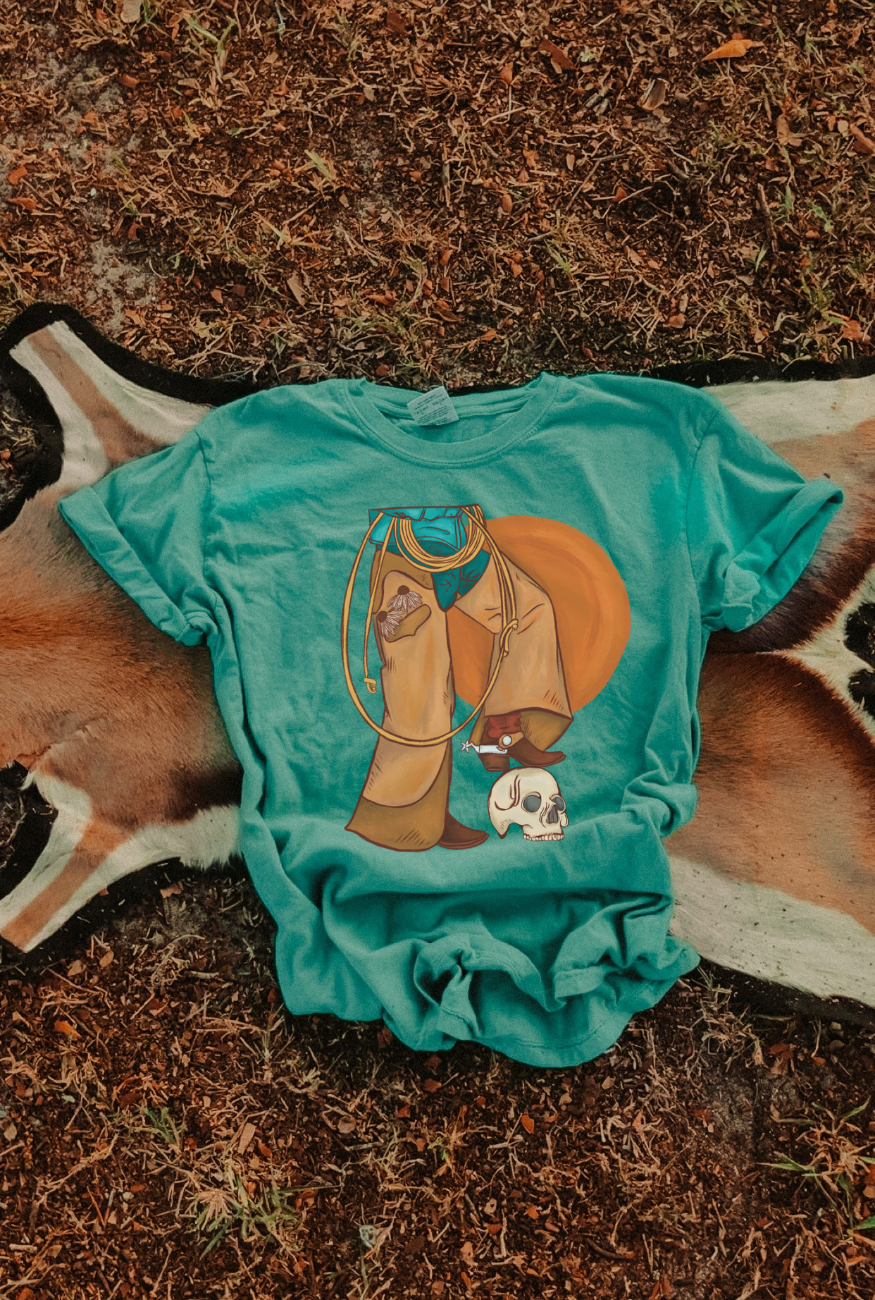 Dusty leather tee