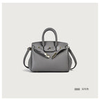 Retro Cowgirl Messenger Bag – Stylish and Chic Leather Handbag