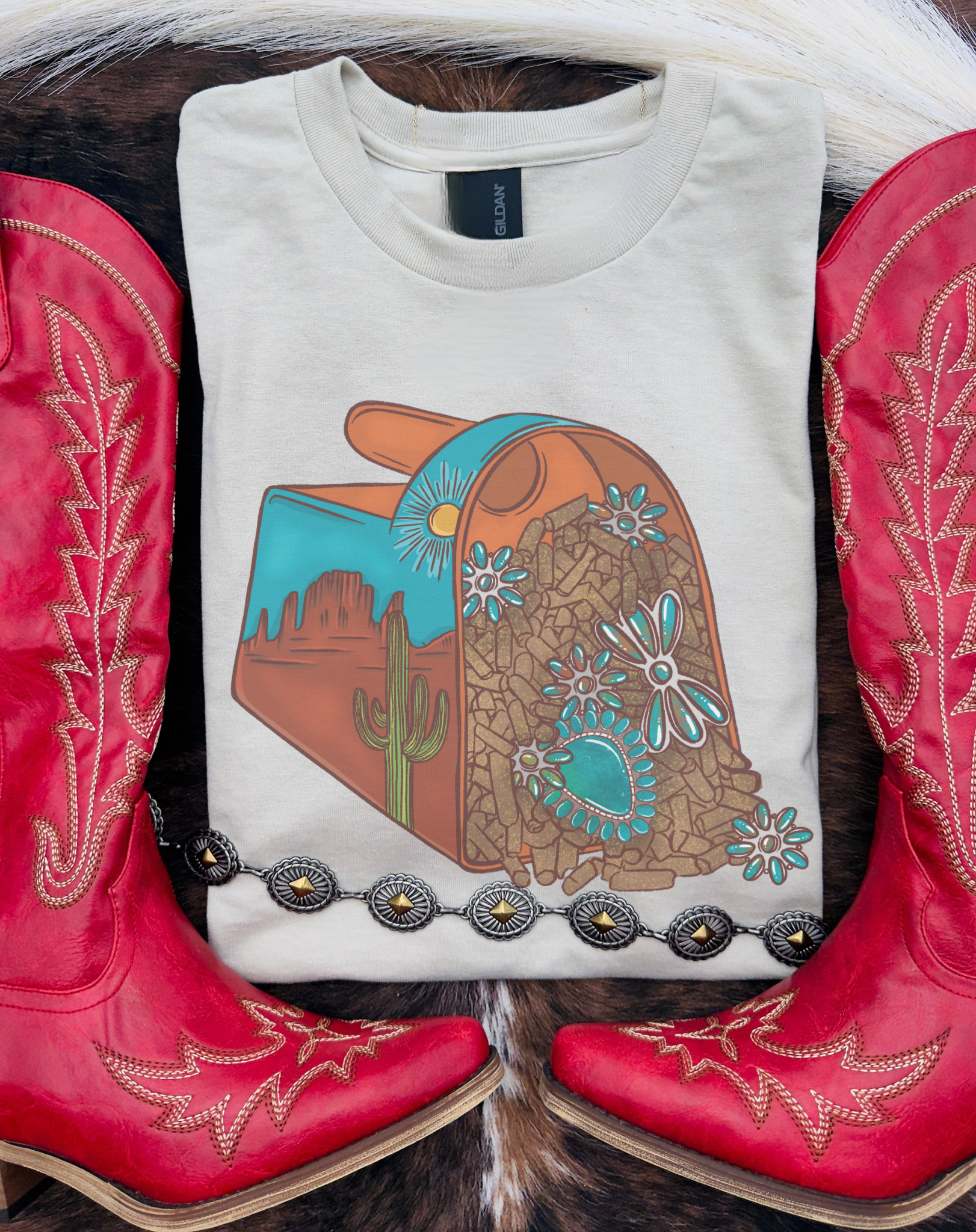 Feed Scoop Tee