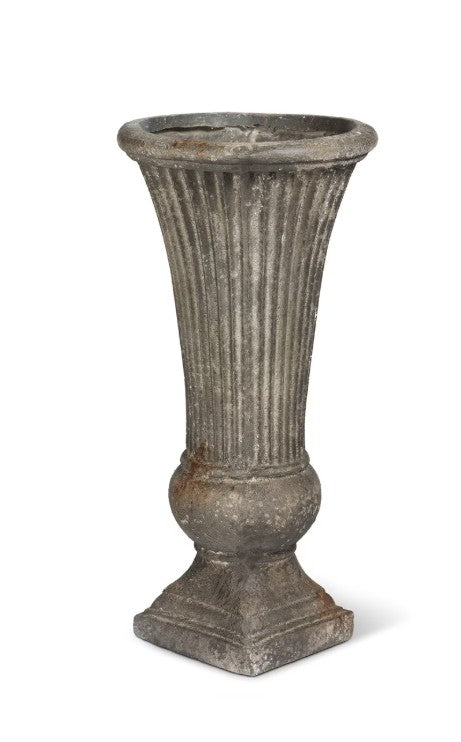 Park Hill | Ivy Fluted Garden Planter – Antiqued Estate Finish